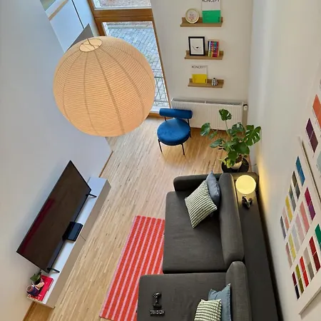 Design In The Center Great For Friends And Family *