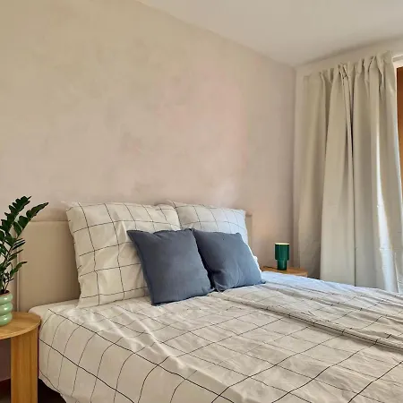 Apartment Design In The Center Great For Friends And Family *