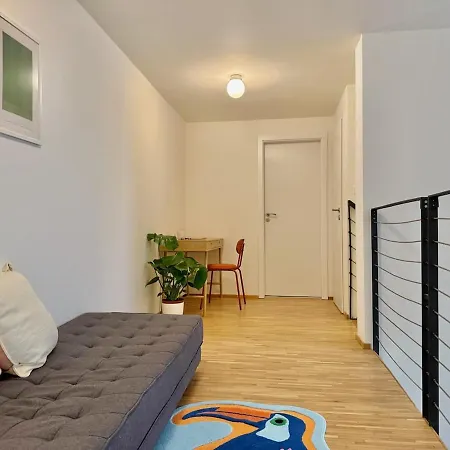 Apartment Design In The Center Great For Friends And Family