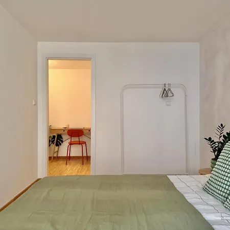 Apartment Design In The Center Great For Friends And Family